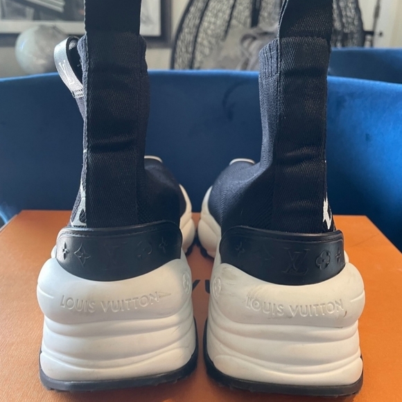 Louis Vuitton run sneaker boot - Picture 7 of 9